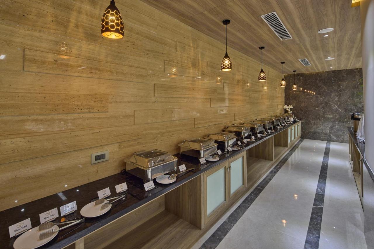 Grand Continent Hosur A Sarovar Portico Affiliate Hotel Ngoại thất bức ảnh